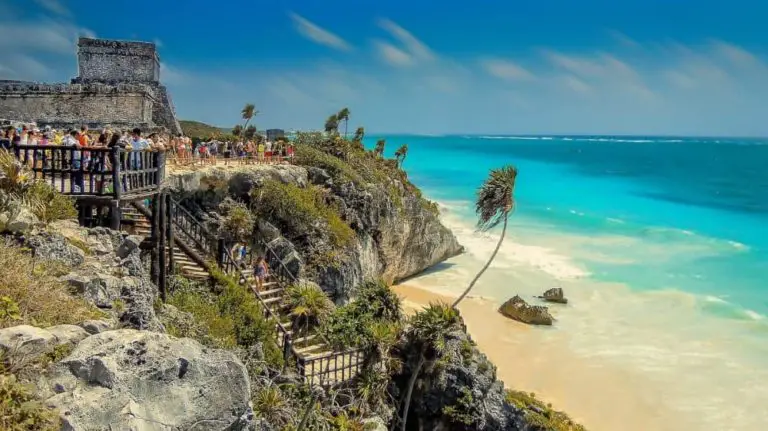How to Travel Yucatan on a Budget (+ FREE Cheatsheet)
