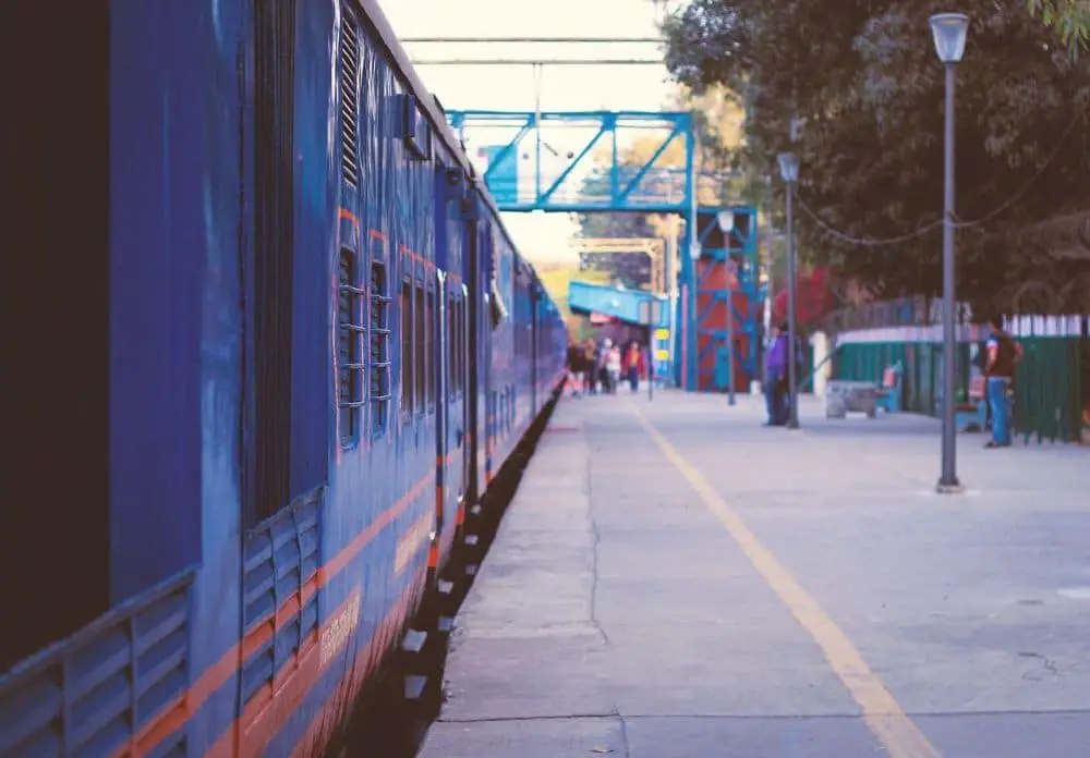 delhi train