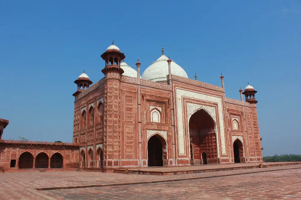 taj mahal gate