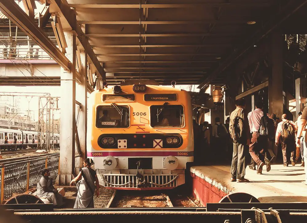 mumbai train