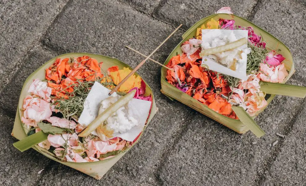 bali offerings