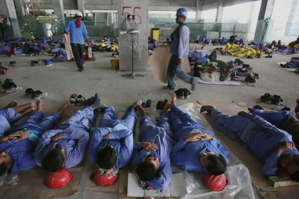 dubai-slave-labourers