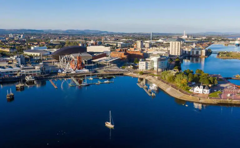 Cardiff Helicopter Ride: My Favorite Sightseeing Tours 2024