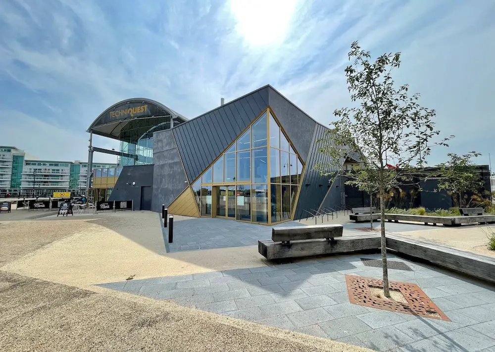 front view of Techniquest building in cardiff