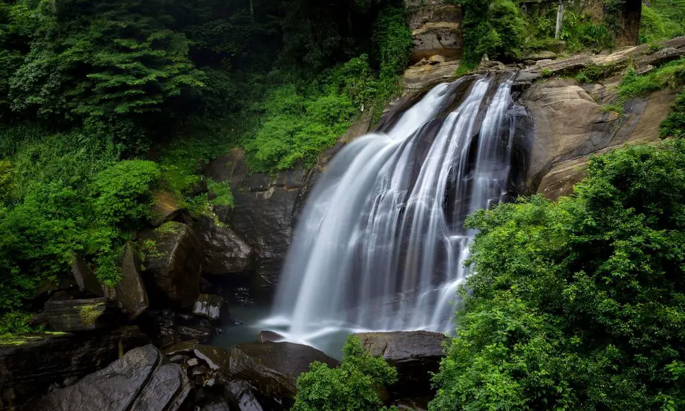 sri_lanka_waterfall