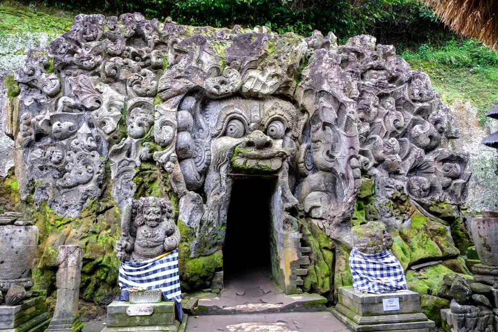 Goa Gajah (1000px)