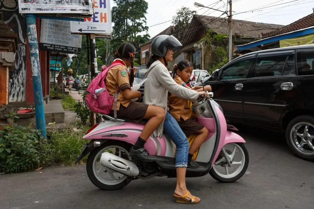 Ubud_Bali_Indonesia_Motorcycle