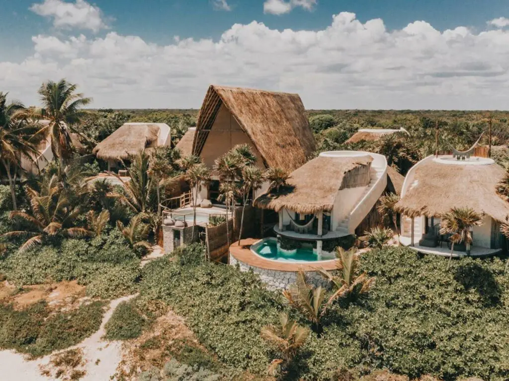 Where To Stay in Tulum Mexico: My favorite Areas and Hotels [2024 Edition] 3