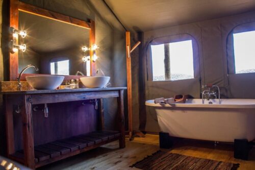 Ultimate Glamping in Cape Town and Western Cape, South Africa: 14 Best Luxury & Affordable Sites 18